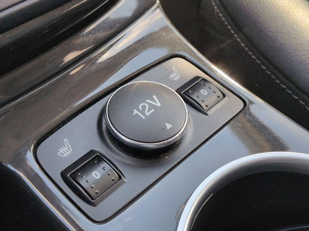 Thumbnail: 2015 Ford Escape - 33