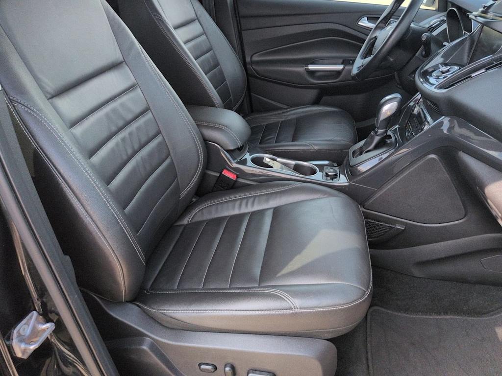 Thumbnail: 2015 Ford Escape - 11
