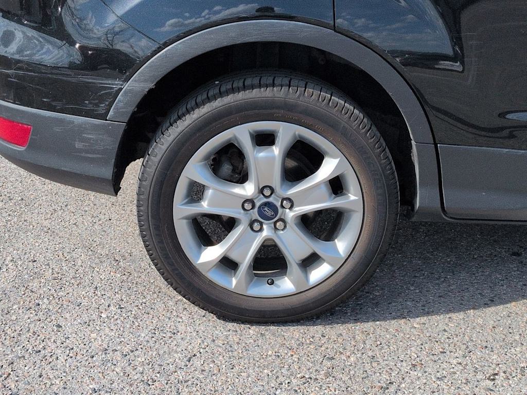 Thumbnail: 2015 Ford Escape - 8