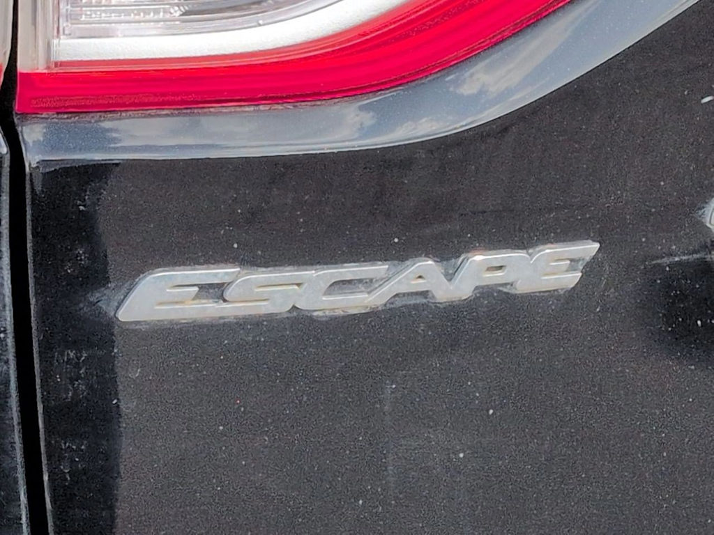Thumbnail: 2015 Ford Escape - 7