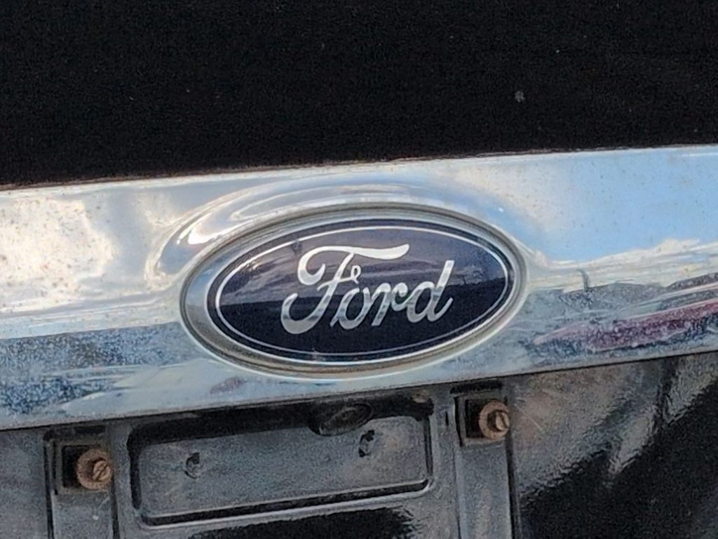 Thumbnail: 2015 Ford Escape - 24