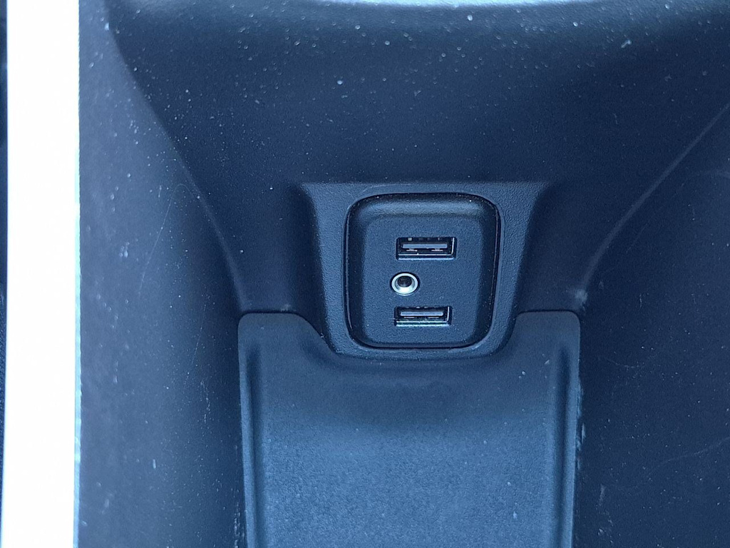 Thumbnail: 2020 Chevrolet Bolt EV - 32