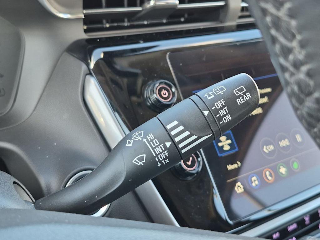 Thumbnail: 2023 Chevrolet Bolt EUV - 31