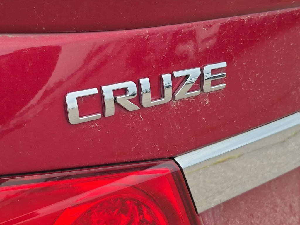 Thumbnail: 2014 Chevrolet Cruze - 16