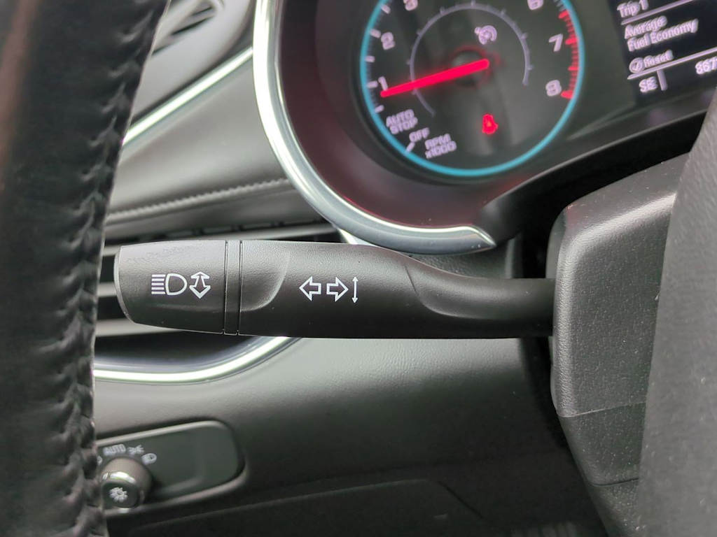 Thumbnail: 2020 Chevrolet Malibu - 30