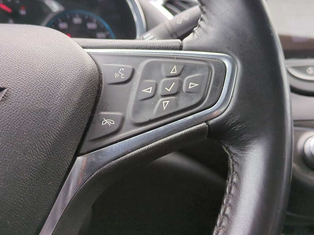 Thumbnail: 2017 Chevrolet Malibu - 27