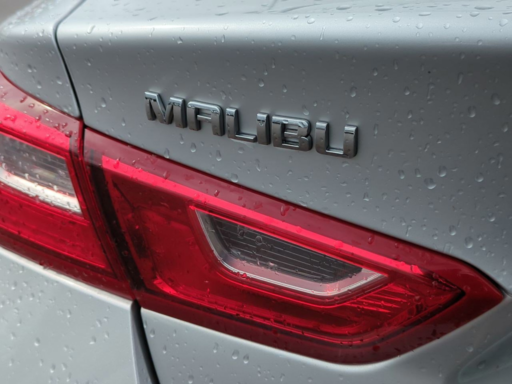 Thumbnail: 2017 Chevrolet Malibu - 22