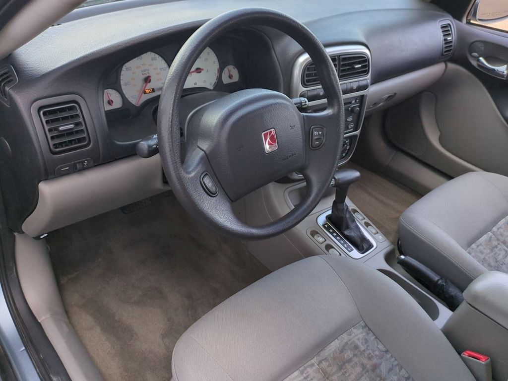 Thumbnail: 2004 Saturn L-Series - 2