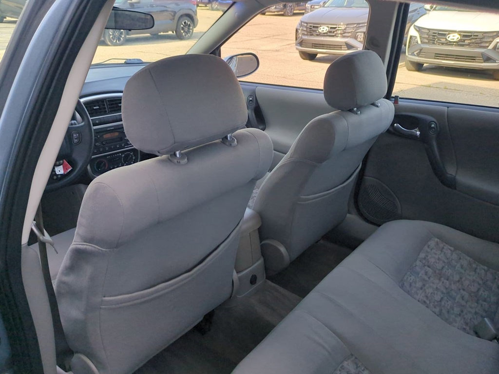 Thumbnail: 2004 Saturn L-Series - 12