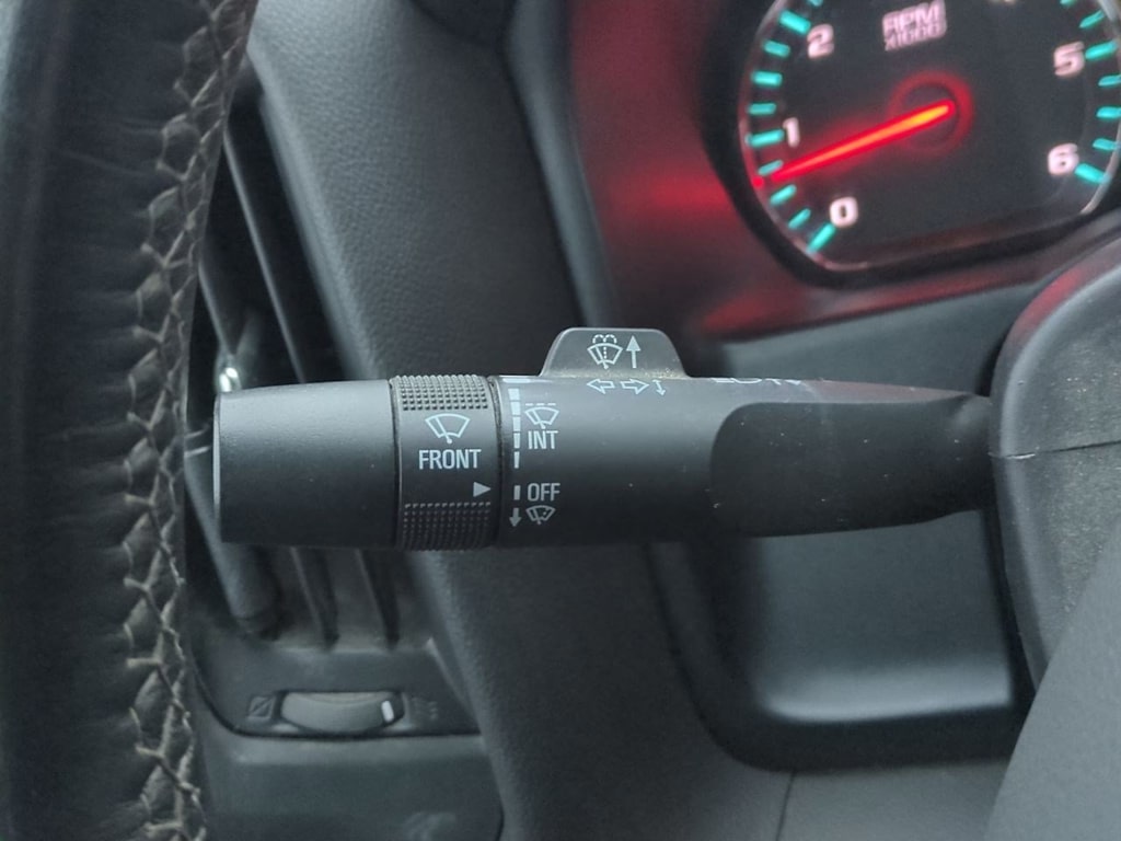 Thumbnail: 2015 Chevrolet Silverado 1500 - 15