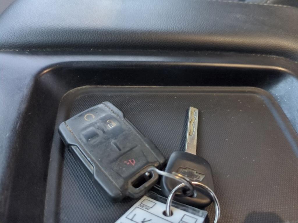 Thumbnail: 2015 Chevrolet Silverado 1500 - 33