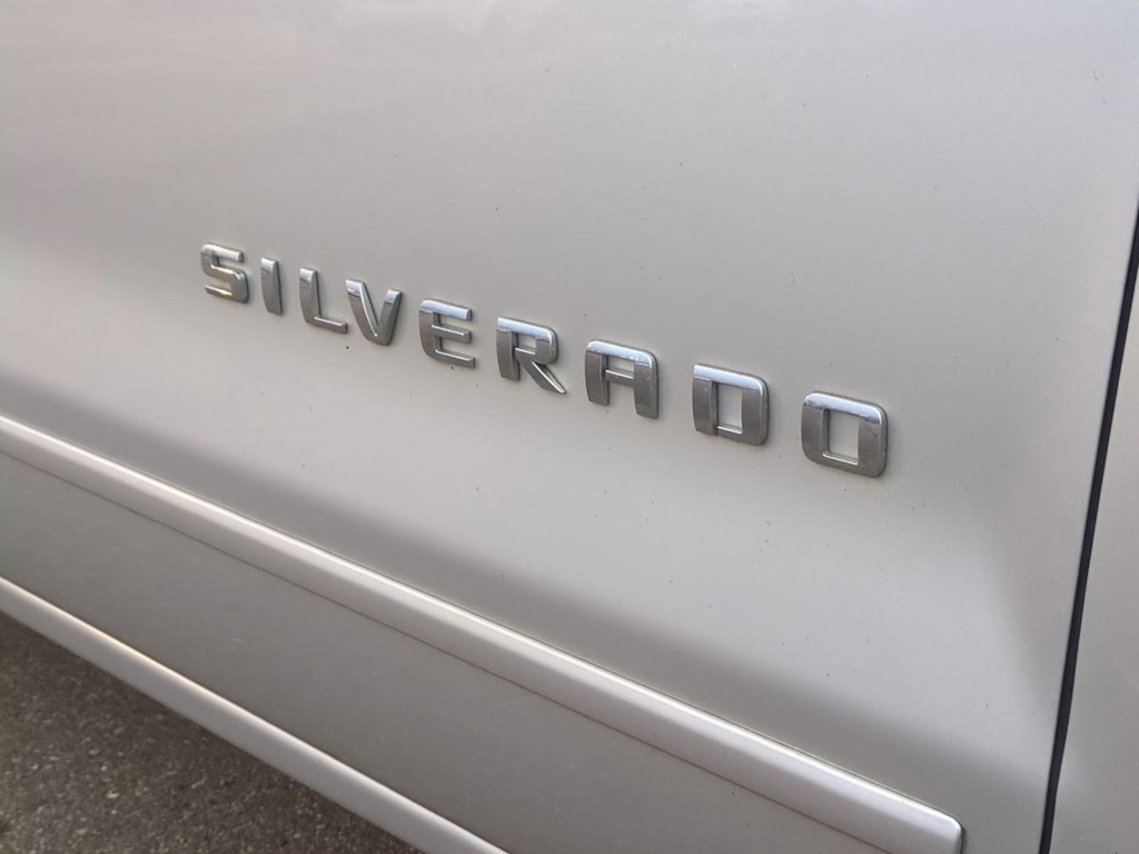 Thumbnail: 2015 Chevrolet Silverado 1500 - 23
