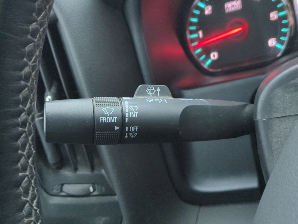 Thumbnail: 2015 Chevrolet Silverado 1500 - 29