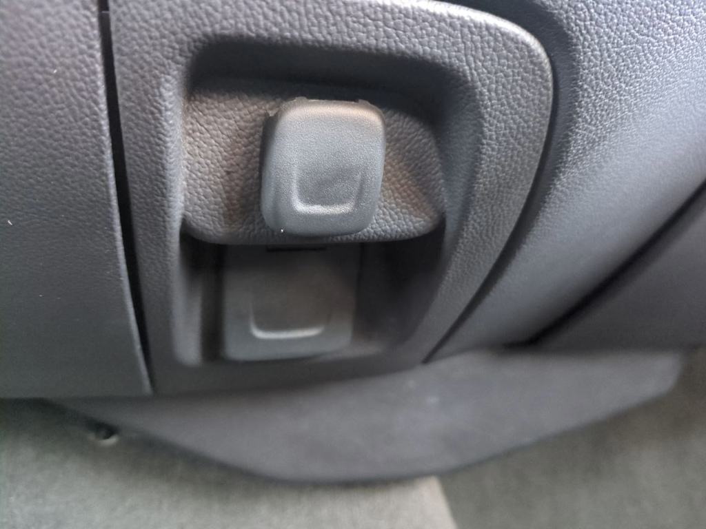 Thumbnail: 2015 Chevrolet Silverado 1500 - 31