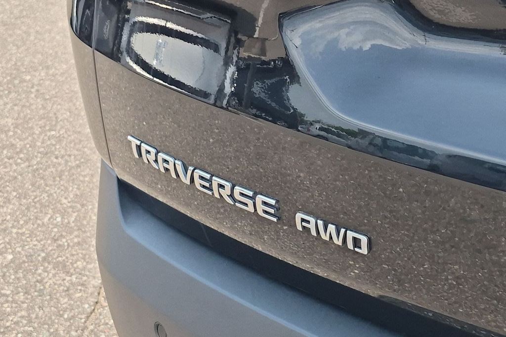 Thumbnail: 2020 Chevrolet Traverse - 23