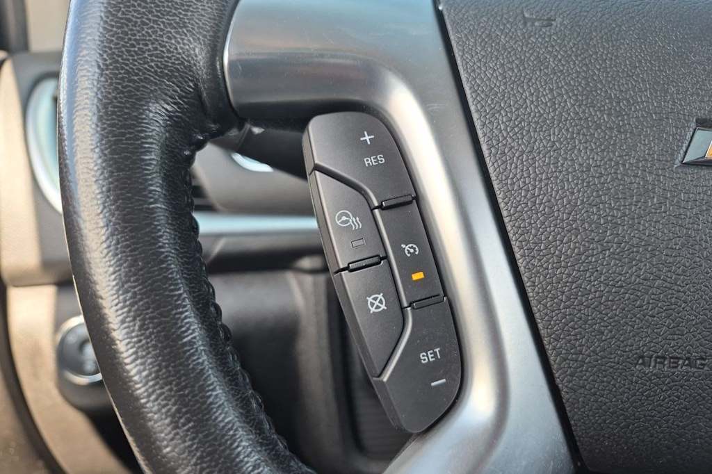 Thumbnail: 2015 Chevrolet Traverse - 30