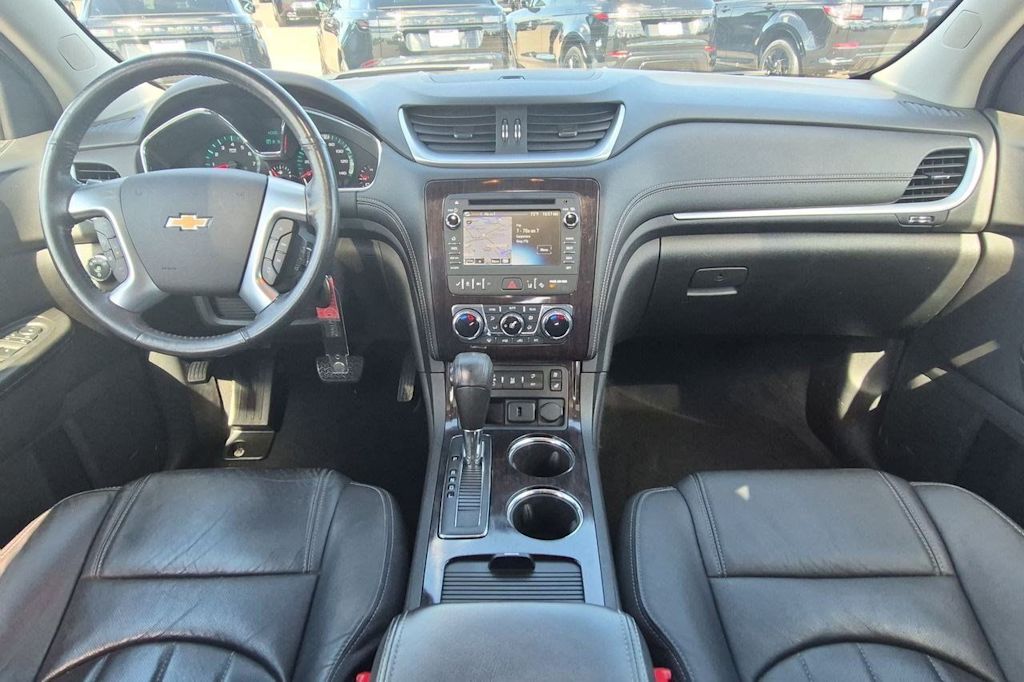 Thumbnail: 2015 Chevrolet Traverse - 10