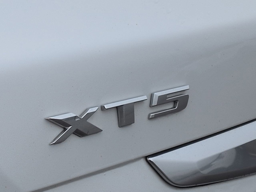 Thumbnail: 2020 Cadillac XT5 - 25