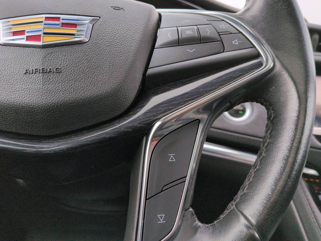 Thumbnail: 2020 Cadillac XT5 - 31