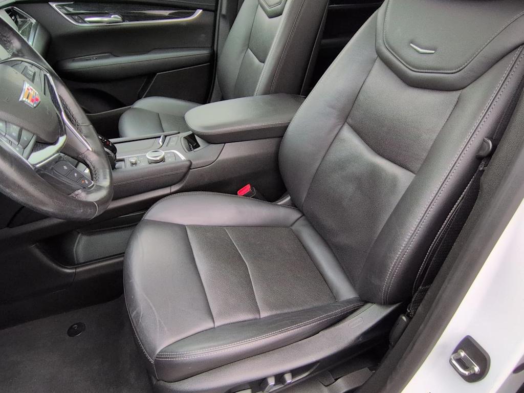 Thumbnail: 2020 Cadillac XT5 - 11