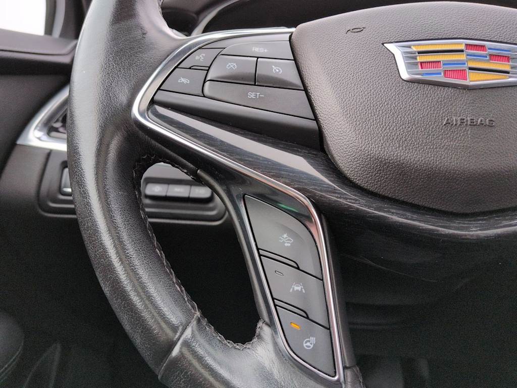 Thumbnail: 2020 Cadillac XT5 - 30