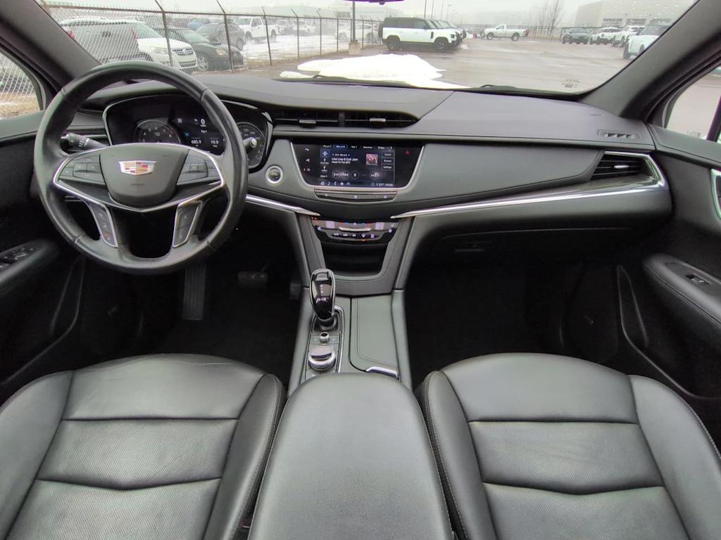 Thumbnail: 2020 Cadillac XT5 - 10