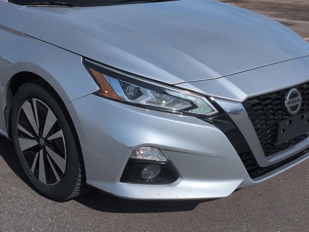 Thumbnail: 2019 Nissan Altima - 23