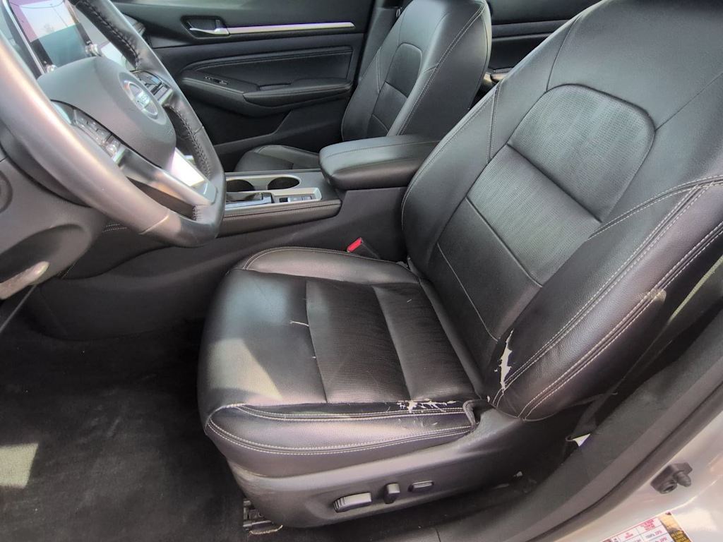 Thumbnail: 2019 Nissan Altima - 10