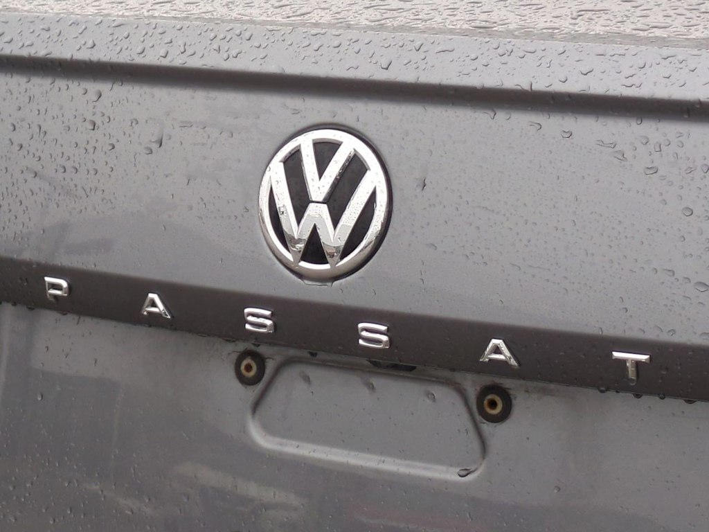 Thumbnail: 2022 Volkswagen Passat - 7