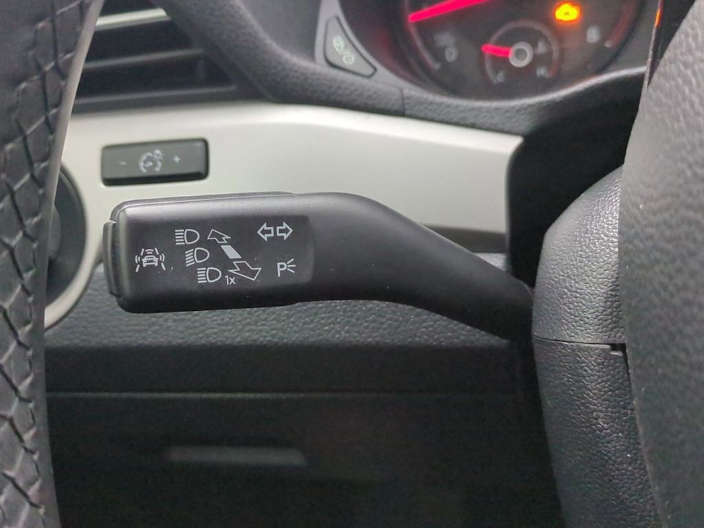 Thumbnail: 2022 Volkswagen Passat - 32