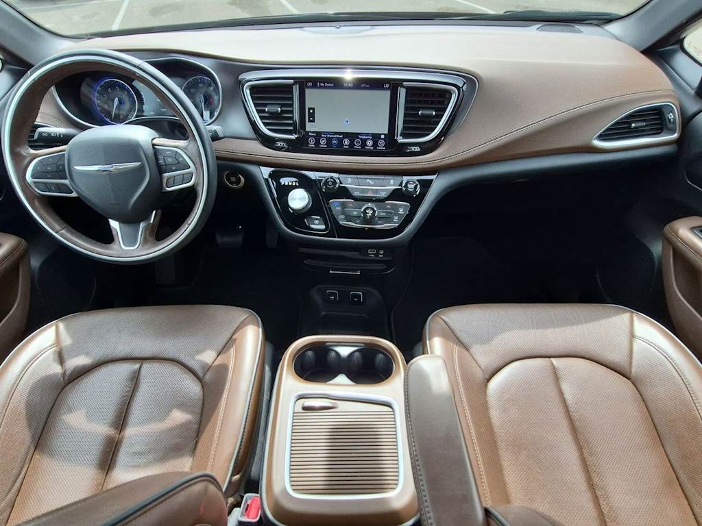 Thumbnail: 2020 Chrysler Pacifica - 10