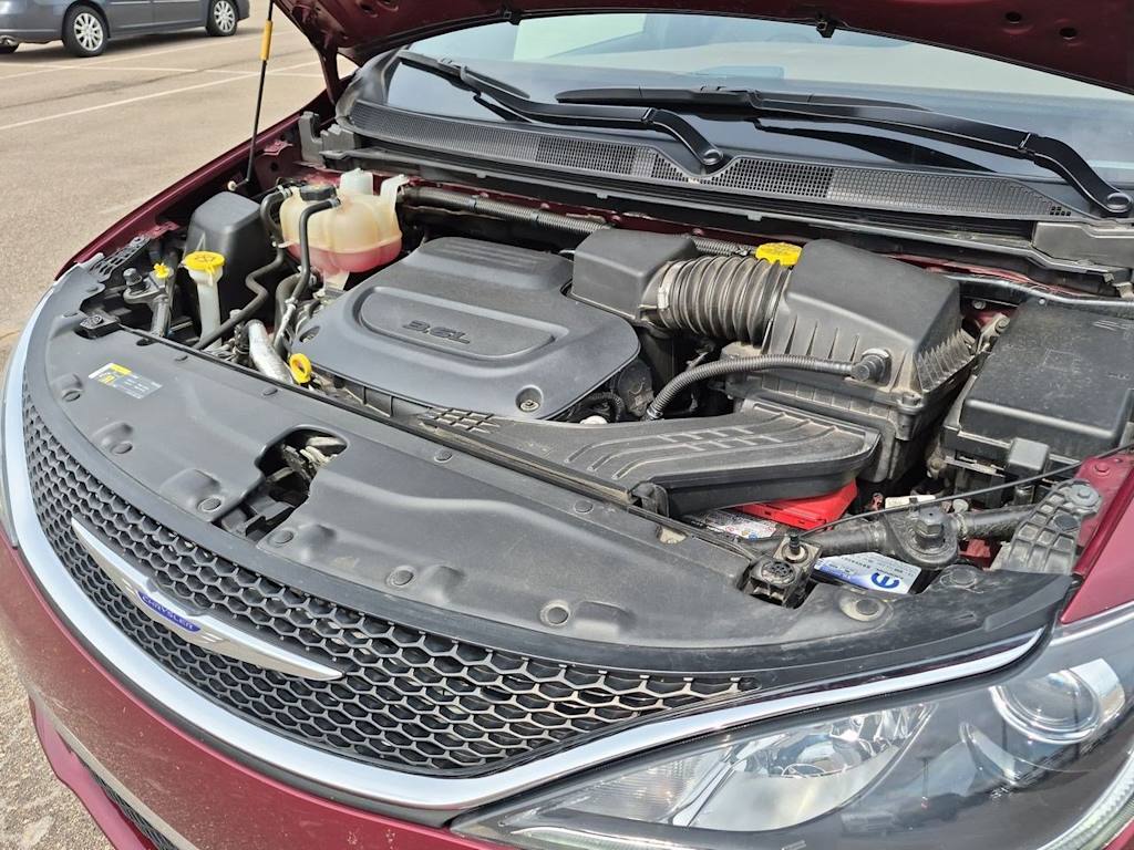 Thumbnail: 2020 Chrysler Pacifica - 9