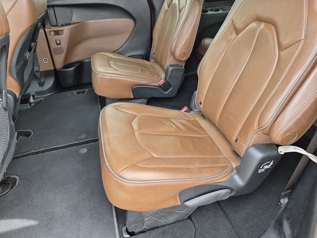 Thumbnail: 2020 Chrysler Pacifica - 12