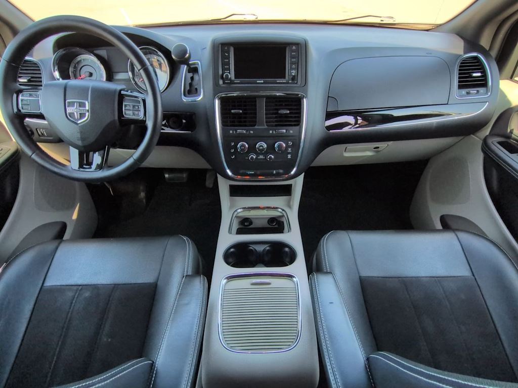 Thumbnail: 2019 Dodge Grand Caravan - 10