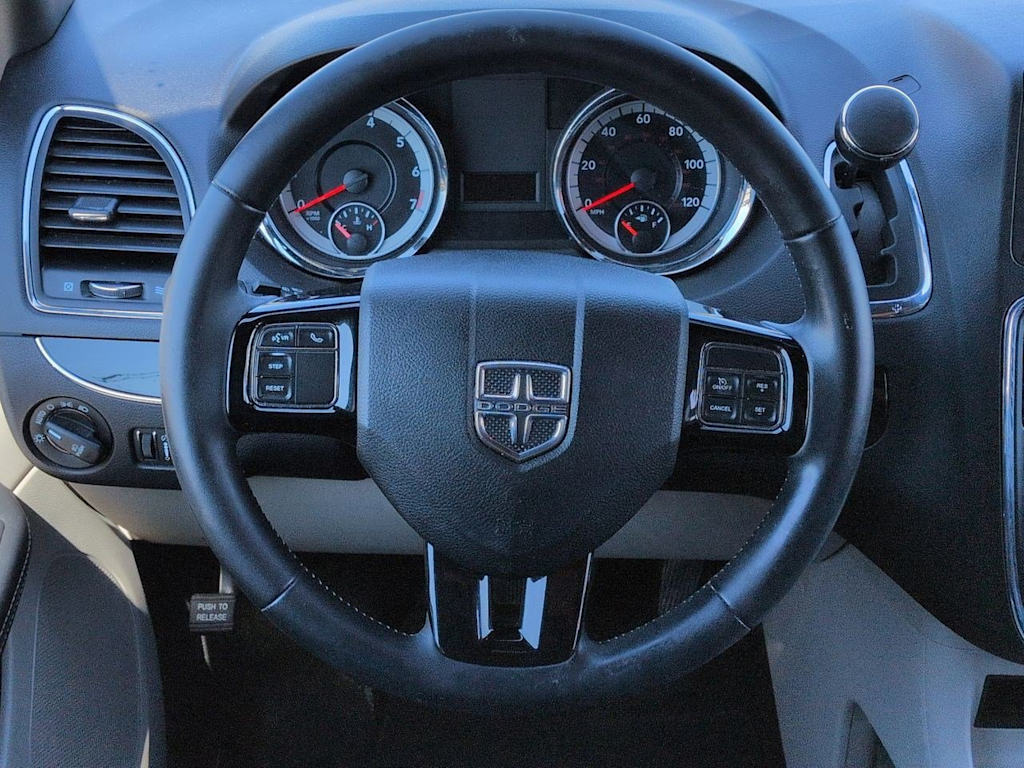 Thumbnail: 2019 Dodge Grand Caravan - 14