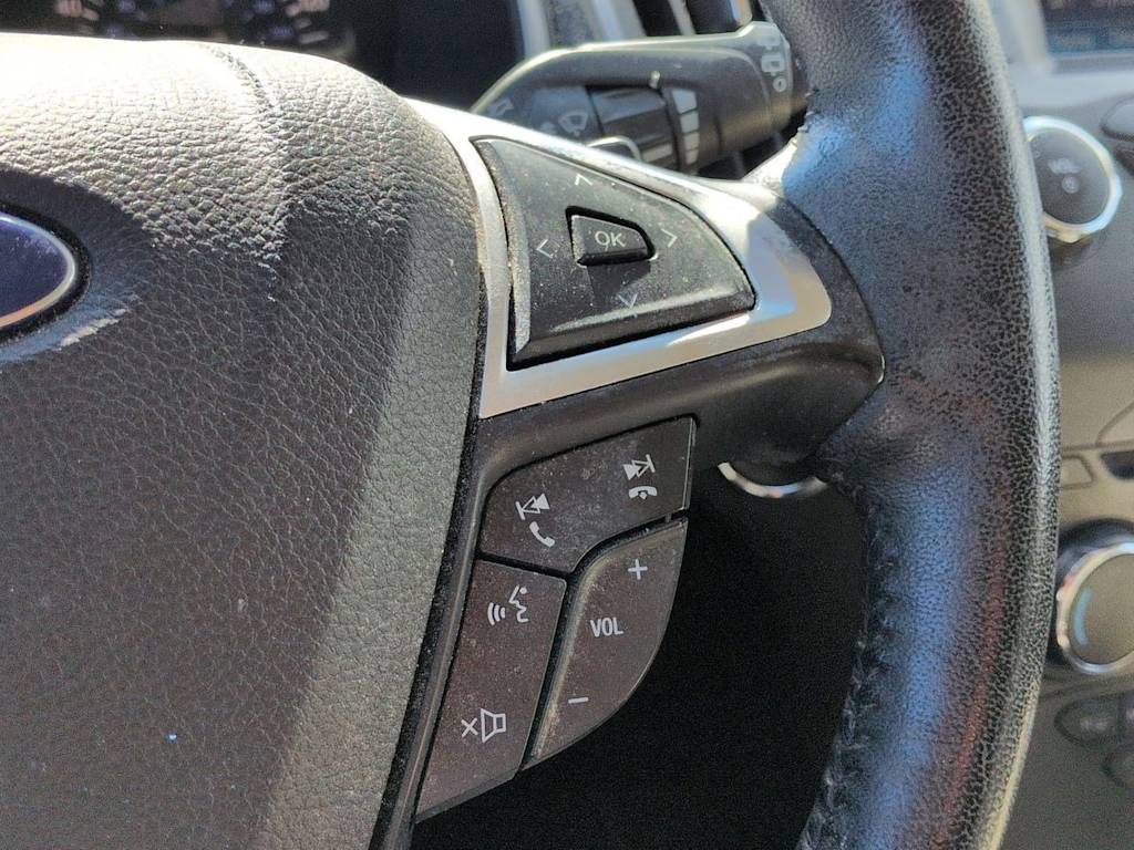 Thumbnail: 2015 Ford Edge - 30
