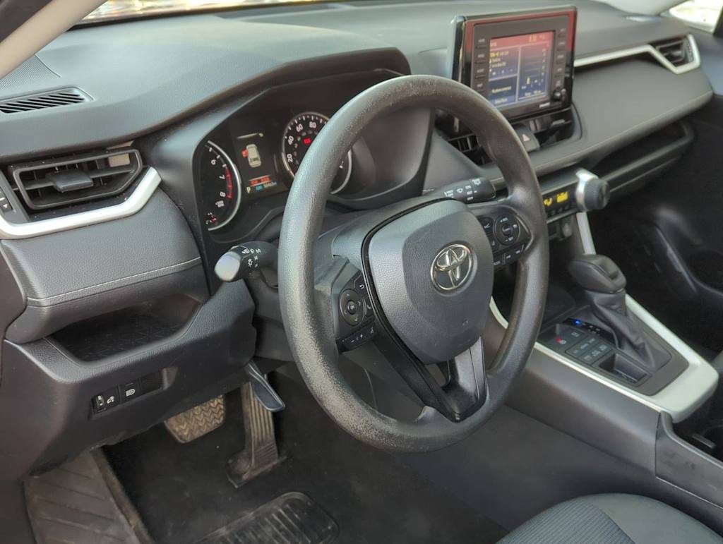 2022 Toyota RAV4 LE 2