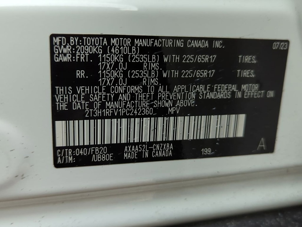 2023 Toyota RAV4 LE 19