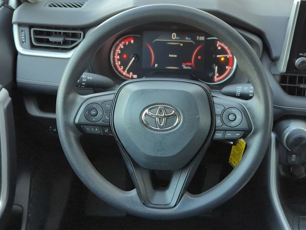2023 Toyota RAV4 LE 13