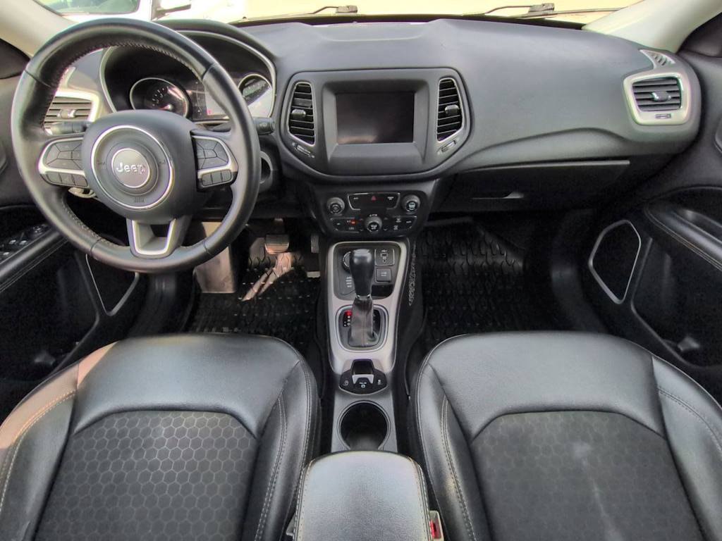 Thumbnail: 2019 Jeep Compass - 14