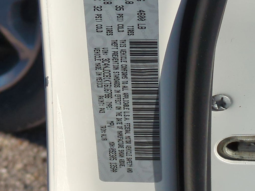 Thumbnail: 2019 Jeep Compass - 19