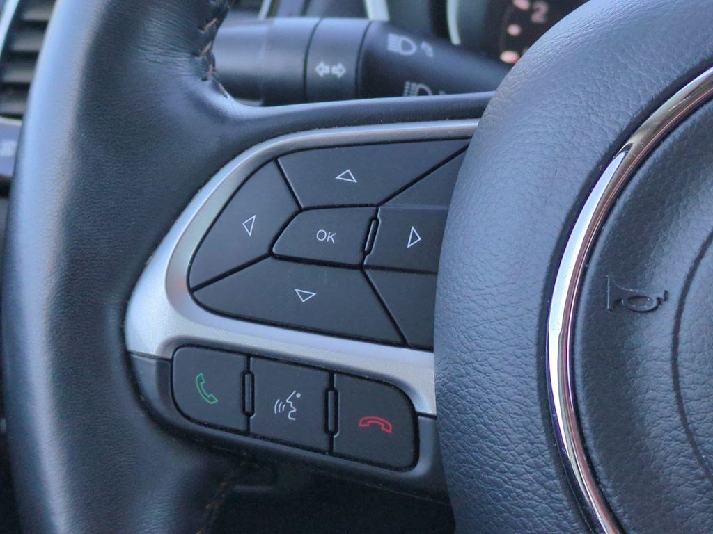 Thumbnail: 2019 Jeep Compass - 28