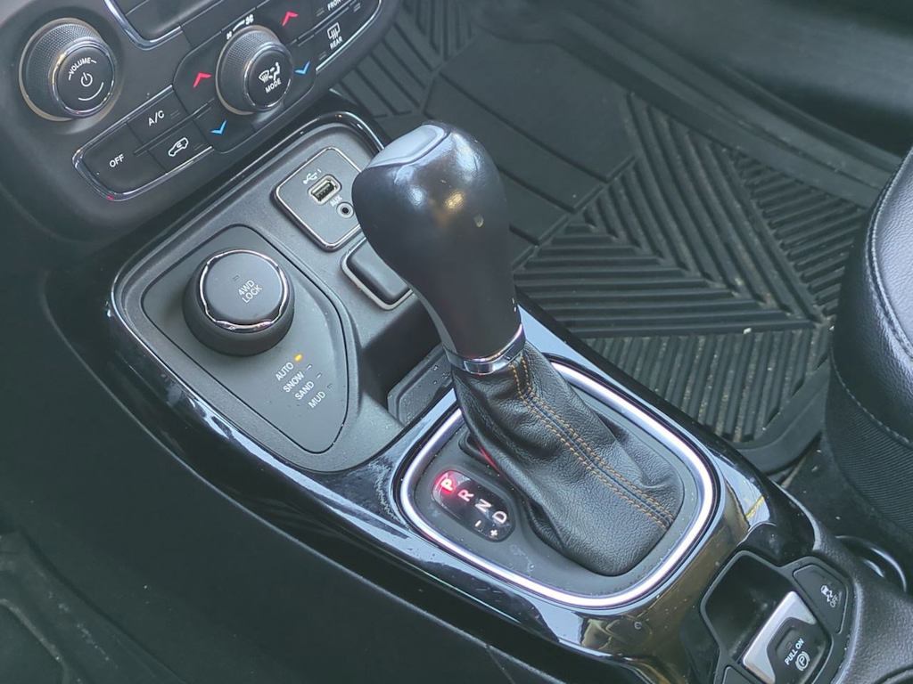 Thumbnail: 2019 Jeep Compass - 15