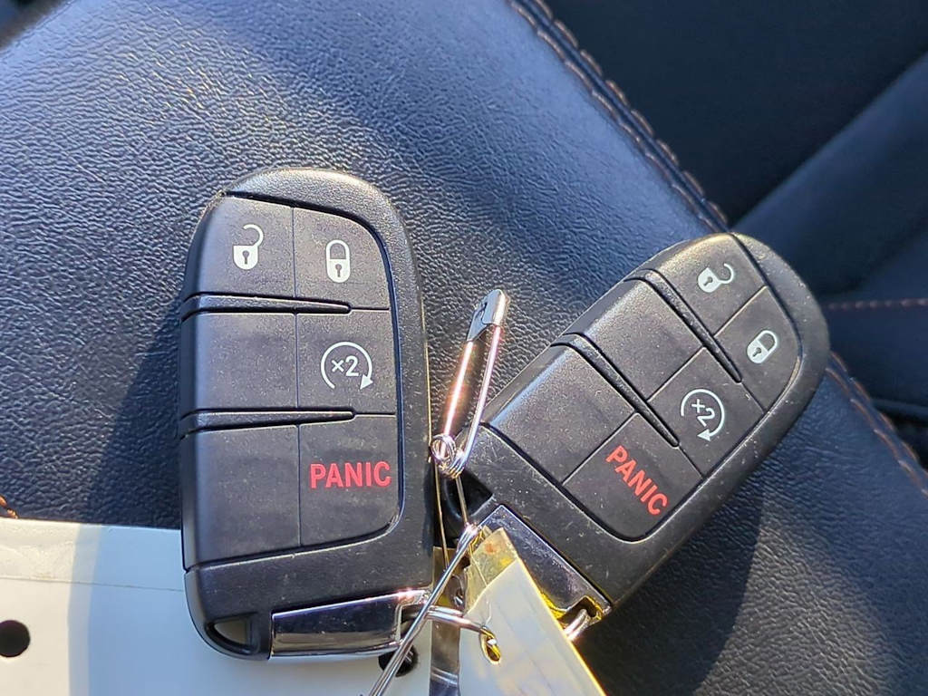 Thumbnail: 2019 Jeep Compass - 18