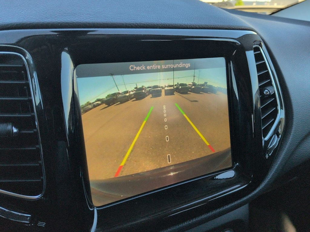 Thumbnail: 2019 Jeep Compass - 32