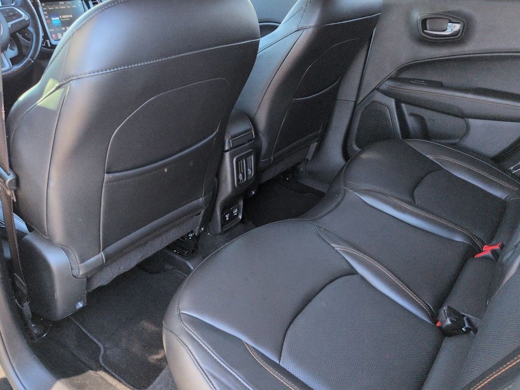 Thumbnail: 2019 Jeep Compass - 13
