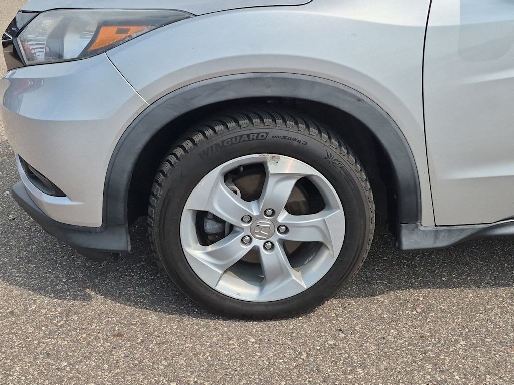 Thumbnail: 2016 Honda HR-V - 8