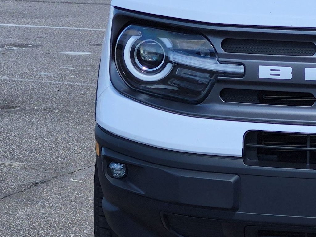 Thumbnail: 2022 Ford Bronco Sport - 7