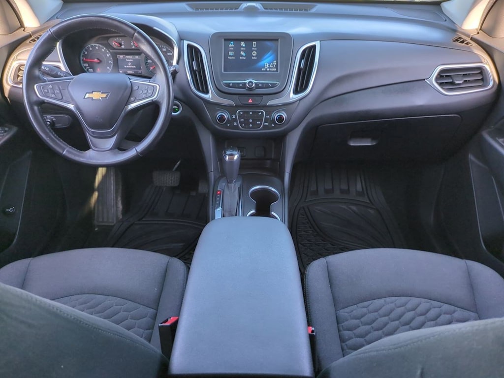 Thumbnail: 2018 Chevrolet Equinox - 9