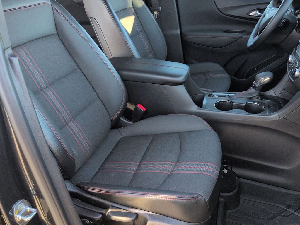 Thumbnail: 2023 Chevrolet Equinox - 12